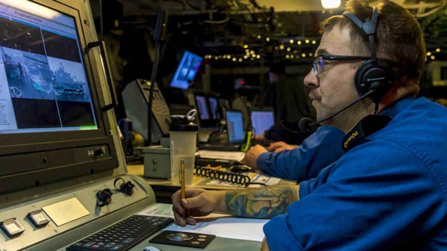 General Dynamics Employee Working with Canadian Armed Forces Member